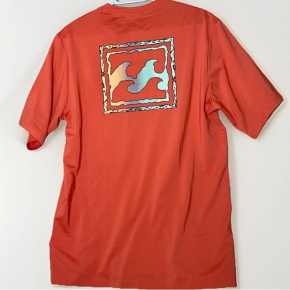 Billabong Men's L CrayonWave Loose Fit UPF 50+ Short Sleeve Tee UV SURF NWT - Picture 2 of 10